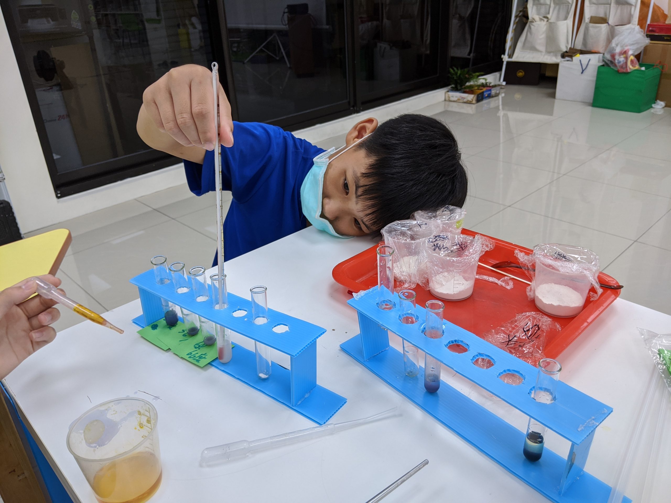 【2020 S2W6-1 專案四】兵分二路的第一天